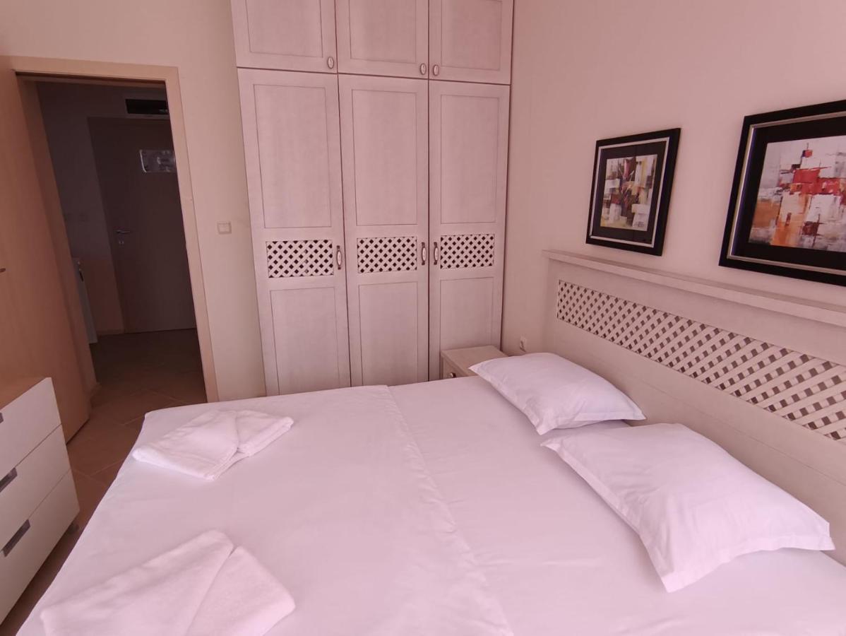 Excellent Apartment In Emberli Aparthotel. Lozenets Eksteriør bilde